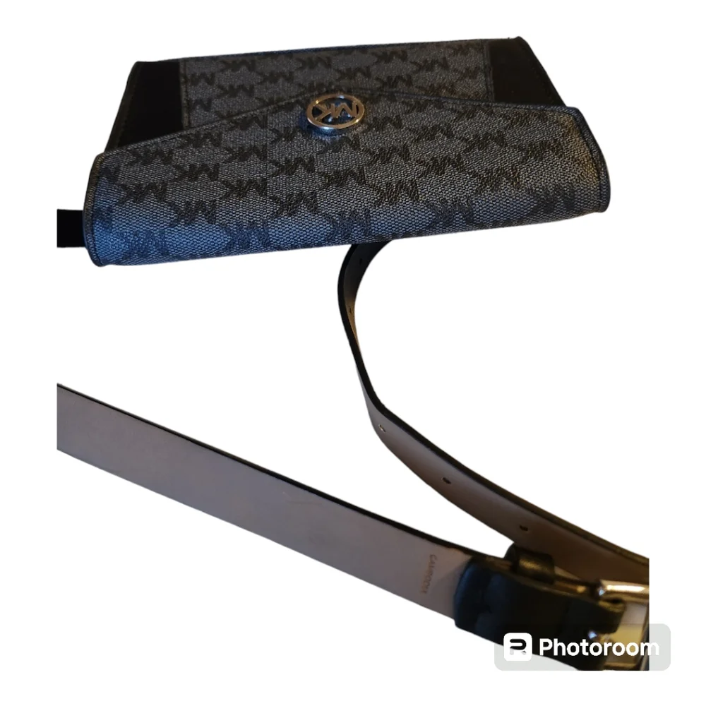 Michael Kors Waist Bag Size L/XL